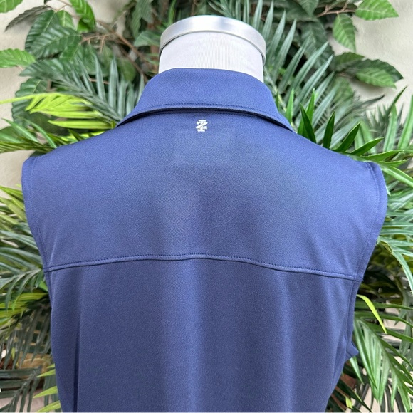 IZOD -  NWOT  Ladies Golf Shirt - Picture 8 of 10